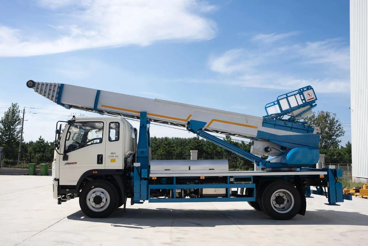 六弓乡云梯上料车租赁费用