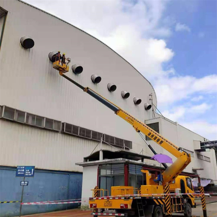 六弓乡高空作业车出租服务：专业广告牌安装解决方案